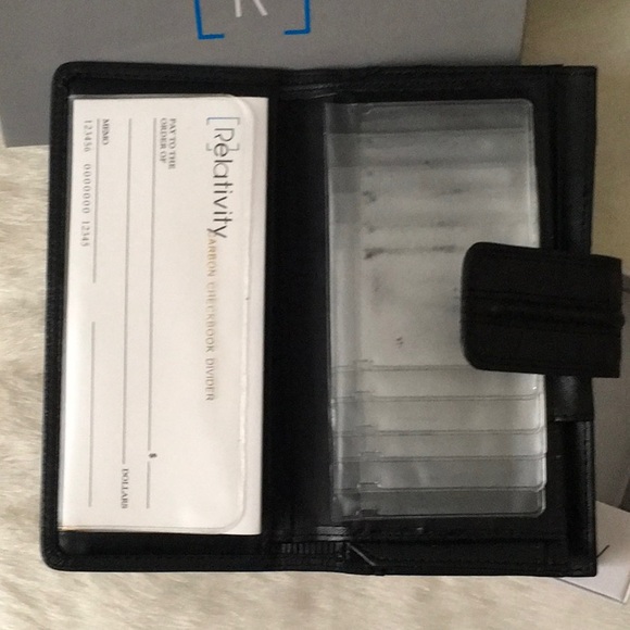 Relativity wallet - Picture 2 of 2